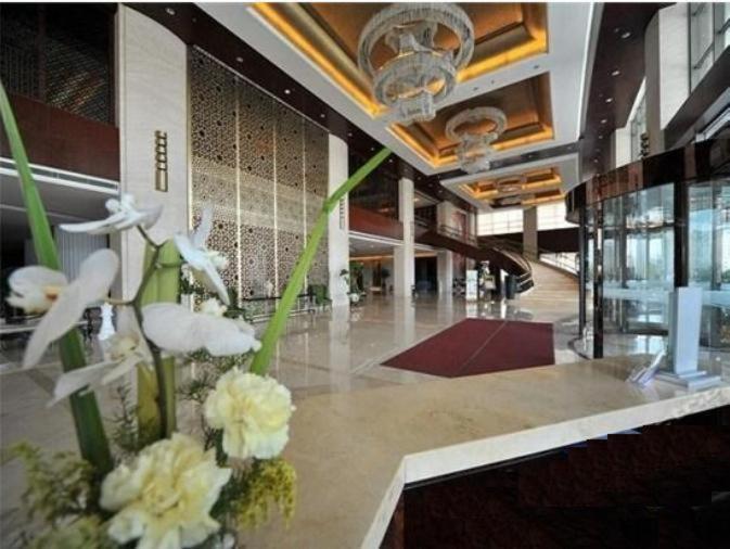 S&N Dalian Hotel Exteriör bild