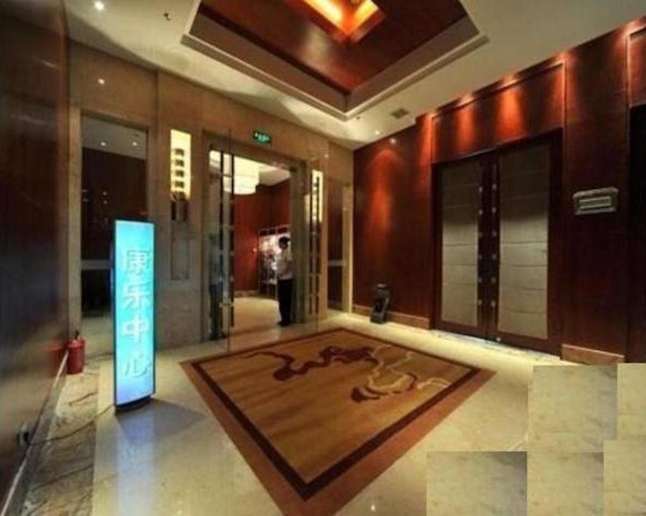 S&N Dalian Hotel Exteriör bild